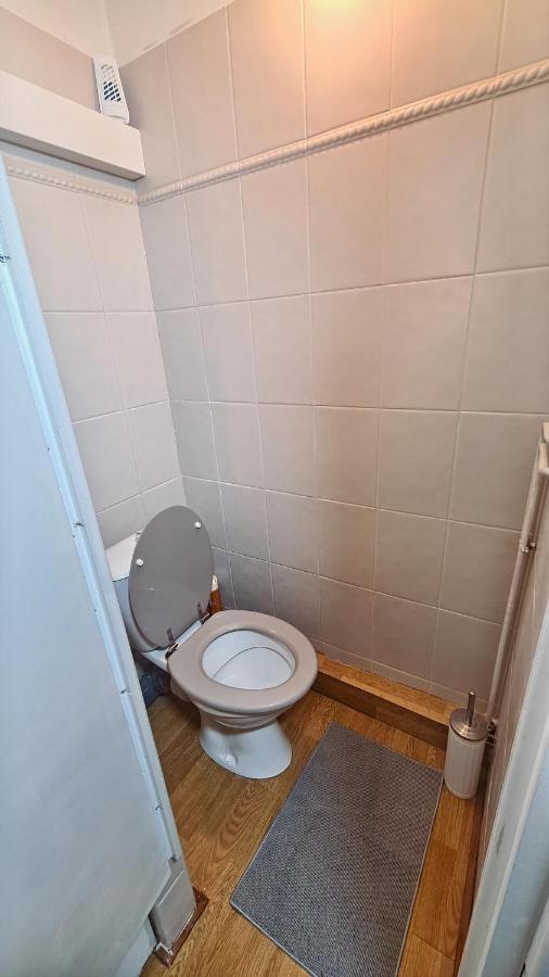 Sous Les Toits D'Avignon Apartment Bagian luar foto